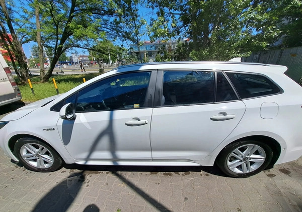 Toyota Corolla cena 87330 przebieg: 44797, rok produkcji 2021 z Wrocław małe 106